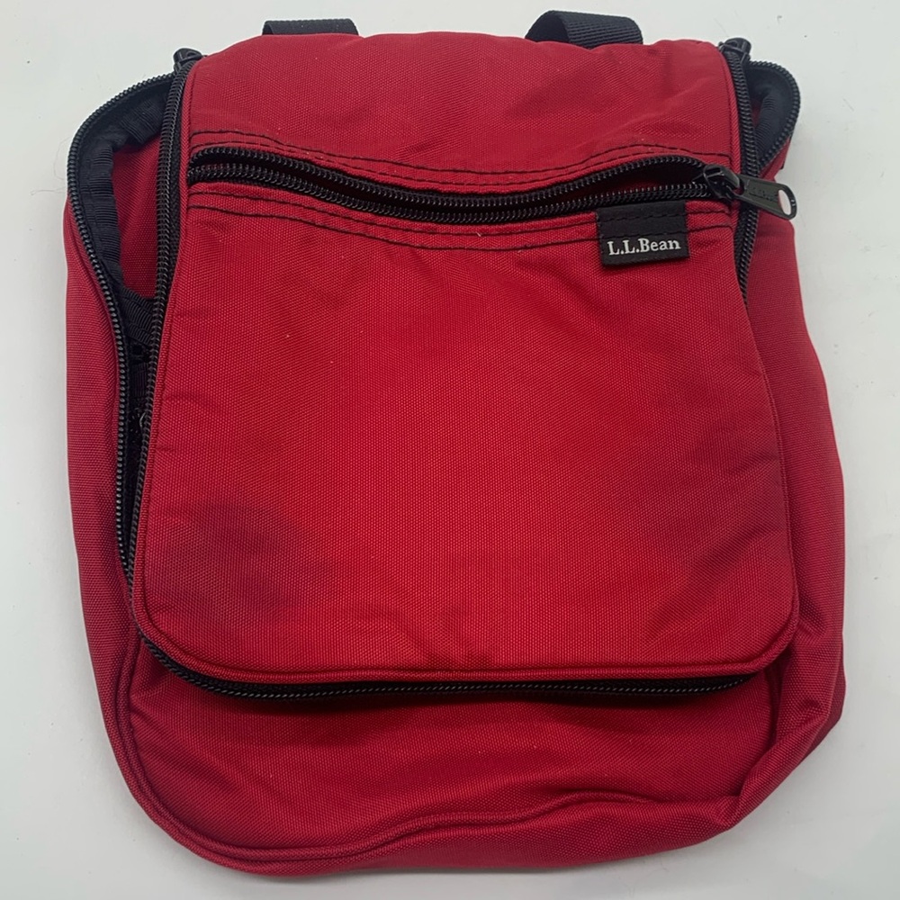 L.L. Bean Red Nylon Travel Toiletries Bag MCB7580S